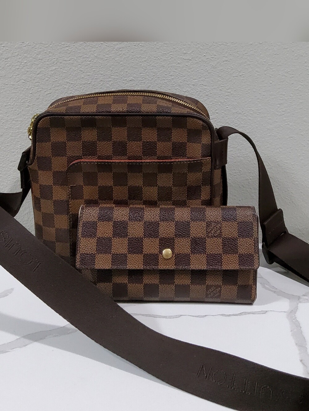 Unisex LOUIS VUITTON Damier Olaf Brown Crossbody Bag with Matching Wallet